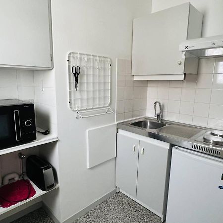 Appartement T1 Lumineux Avec Balcon Ensoleille Et Parking, 2 Couchages, Cambo-Les-Bains - Fr-1-495-16 Zewnętrze zdjęcie